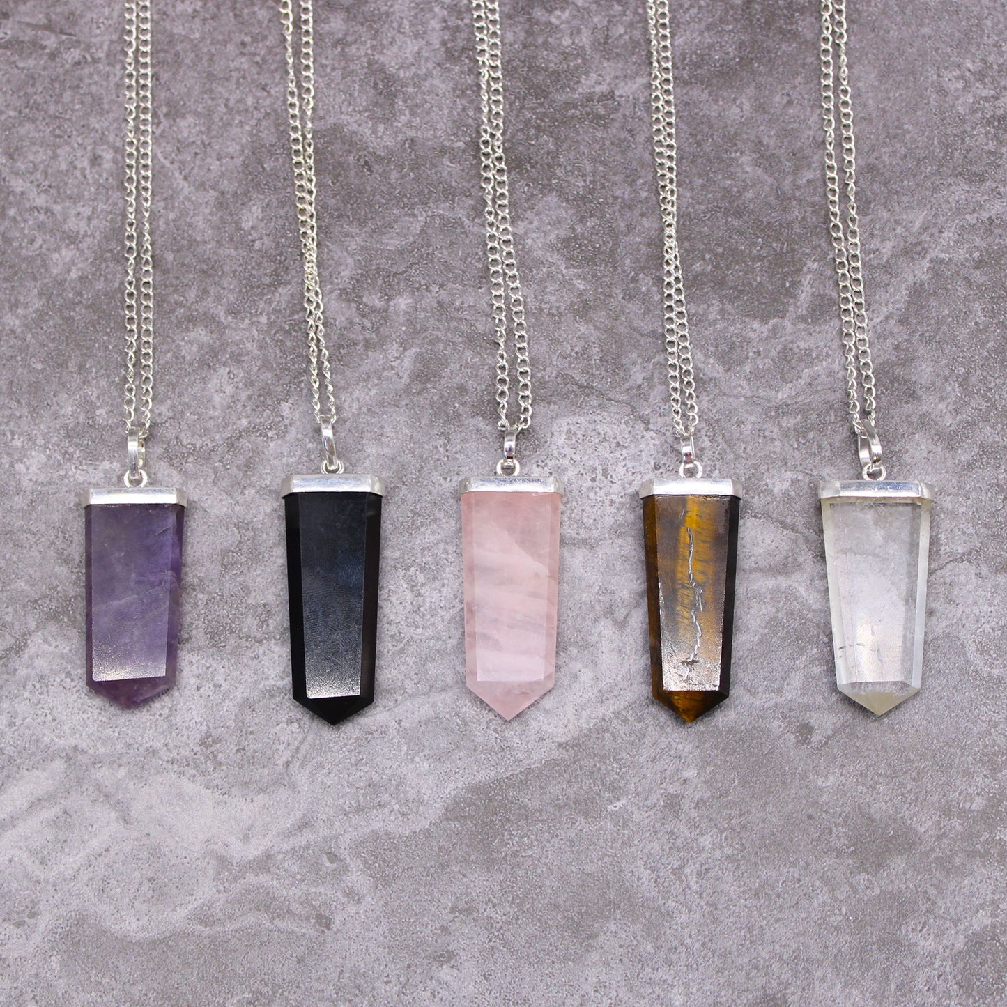 Colgante Plano de Piedras Preciosas - Cuarzo Rosa